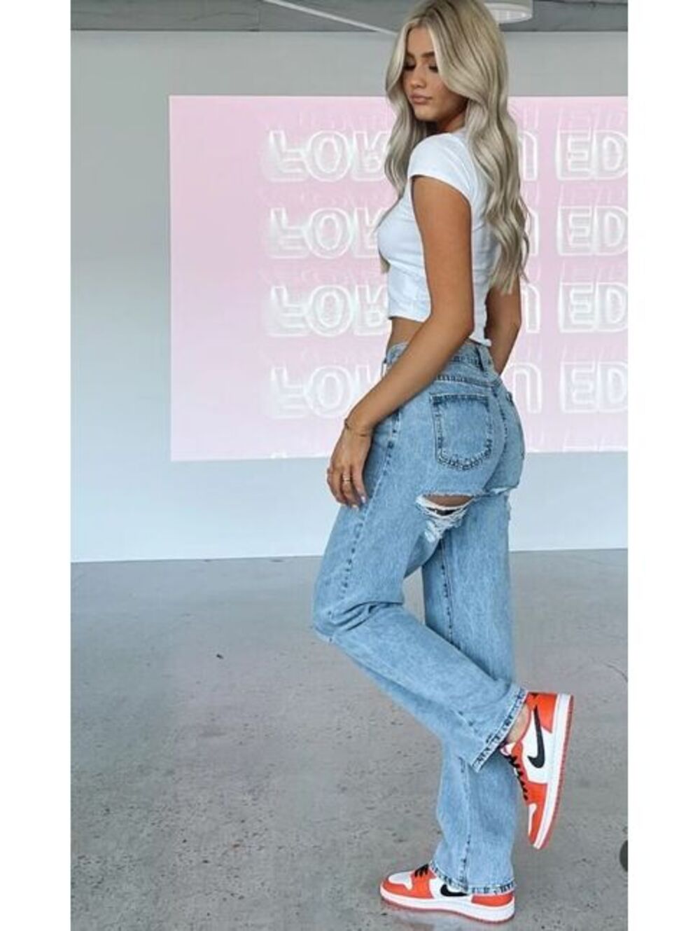 Taking A Trip White Fox XS Distressed Jeans